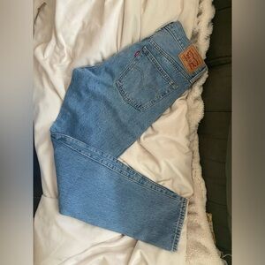 Women’s Levi’s Skinny Jeans. Size W28 L28